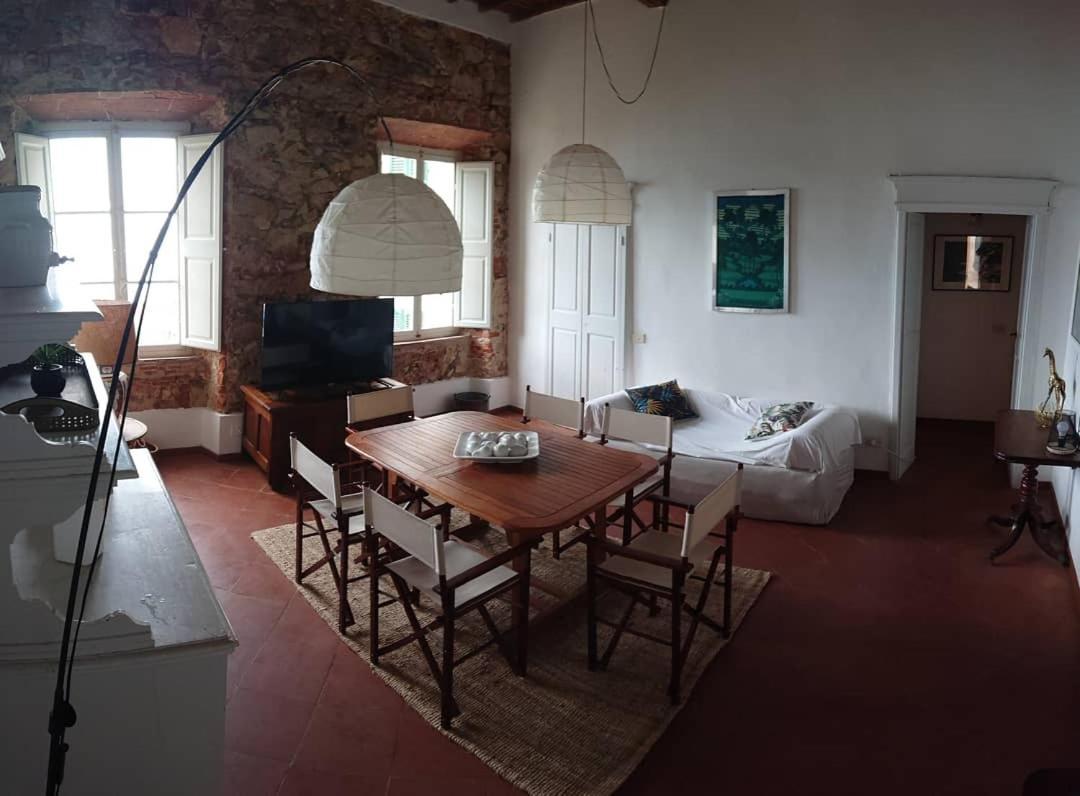 Ferienwohnung La Casina Di Alice Marciana Marina  Exterior foto